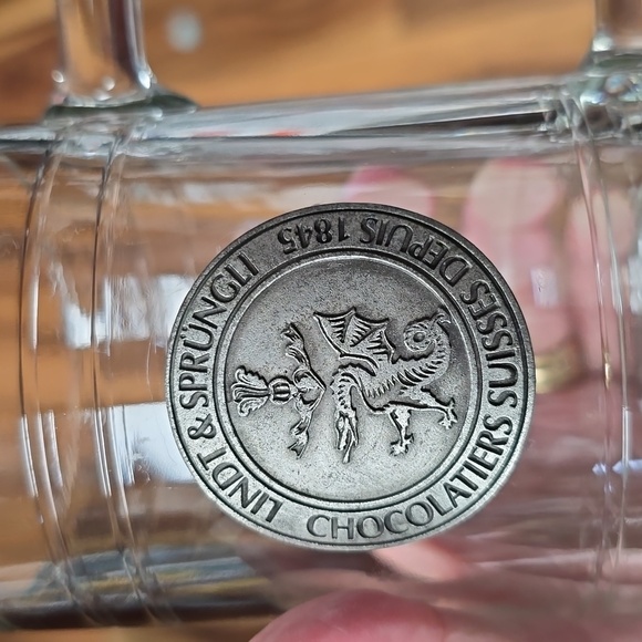 Vintage.  Lindt & Sprungli Chocolatiers Glass Mug - Picture 4 of 4